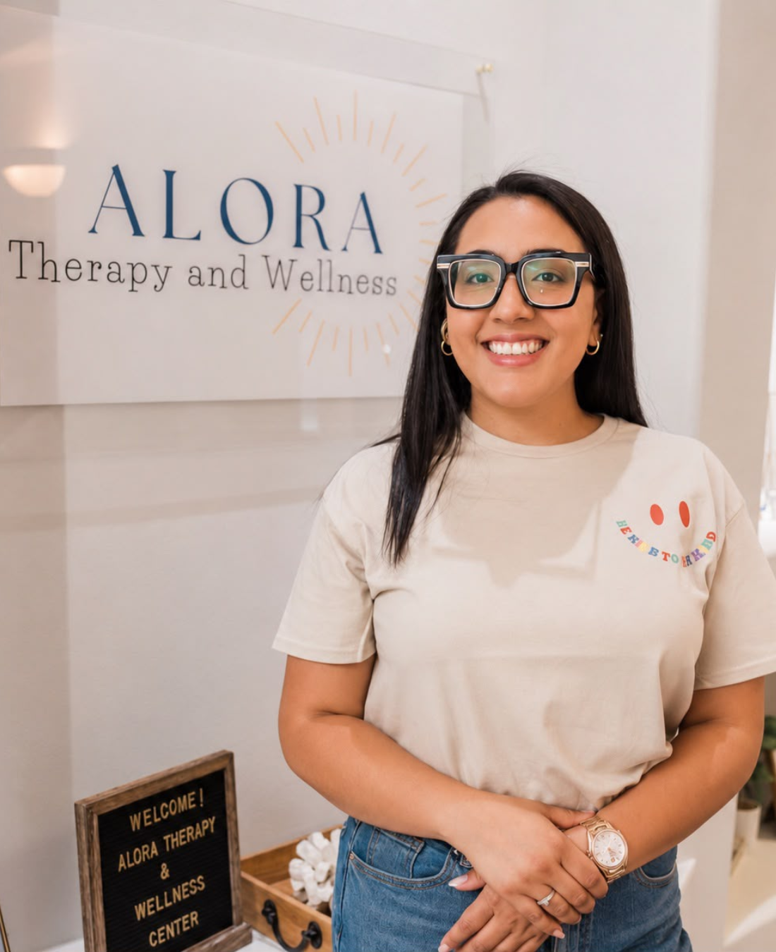 Stephany Villa, bilingual therapist in Tampa, FL